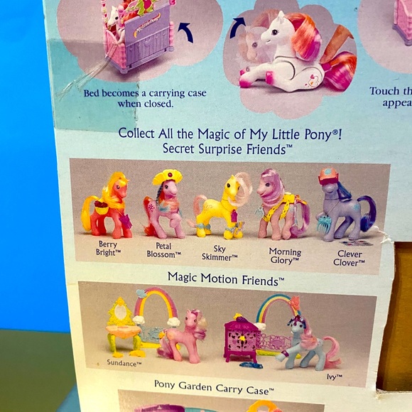 MY LITTLE PONY G2 VINTAGE 1997 CANOPY BED WITH LIGHT HEART PONY MAGIC PLAYSET - Picture 13 of 16